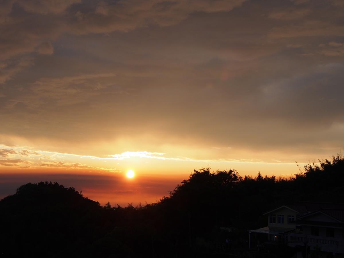 Sunrise 23.5N B&B Fenchihu Extérieur photo